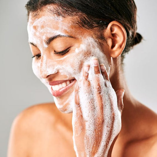 Exploring the Effects: Using Oily Skin Face Wash on Dry Skin